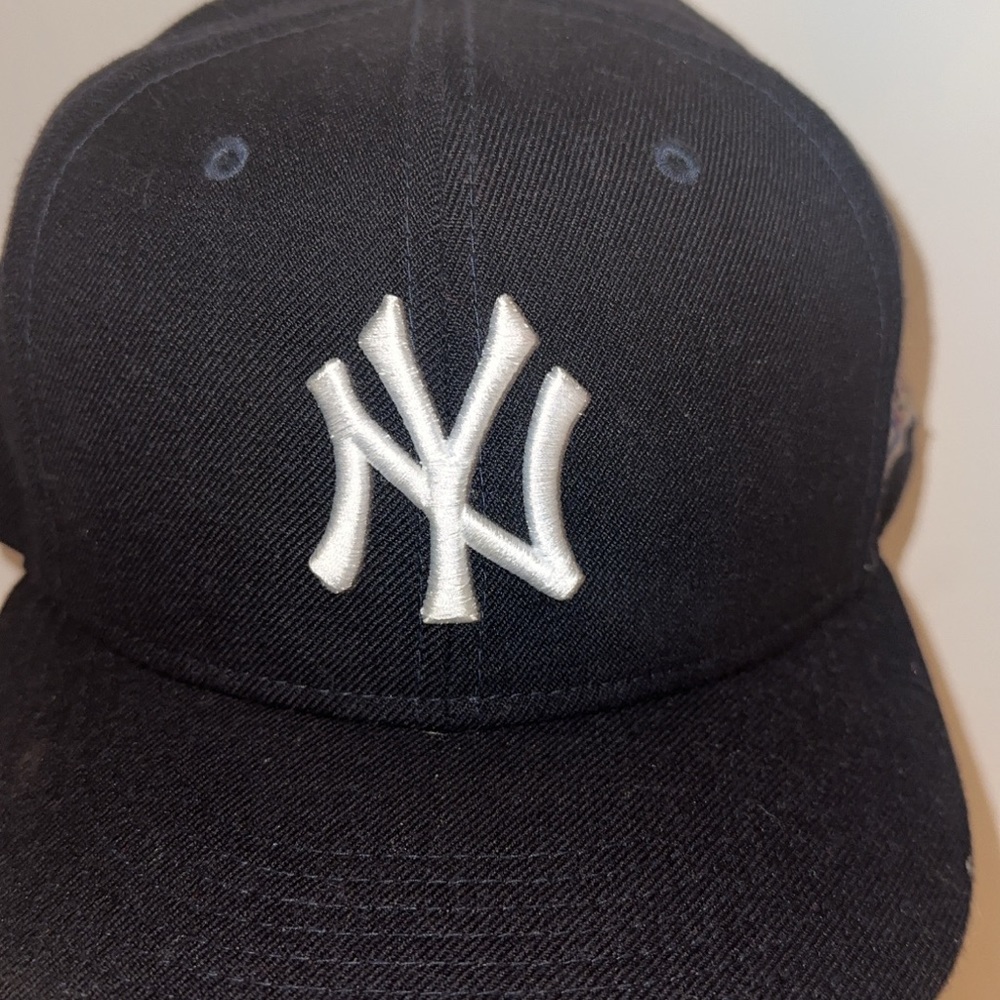 New York Yankees Subaway Series Fitted Hat Size 7 3/8